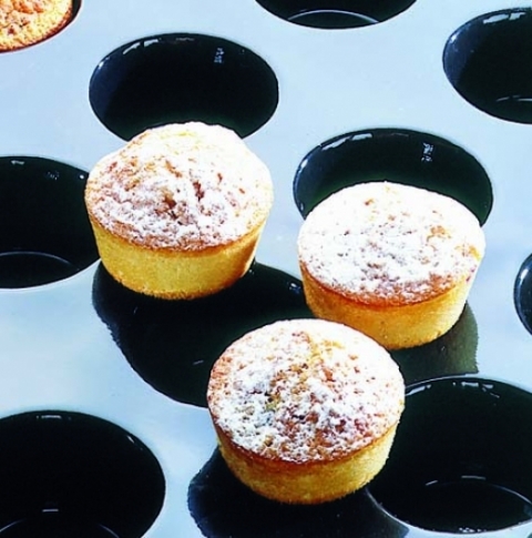 Moule Silicone Muffins Flexipan - La Boutique du Pâtissier